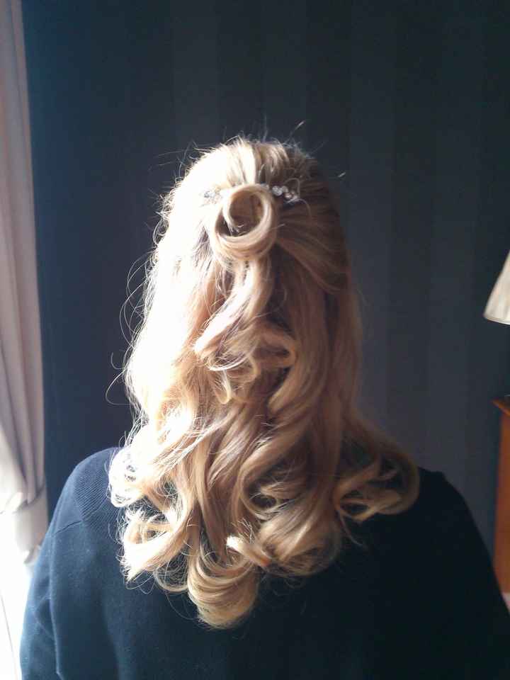 Need some hair clip/head piece inspiration - show me yours!