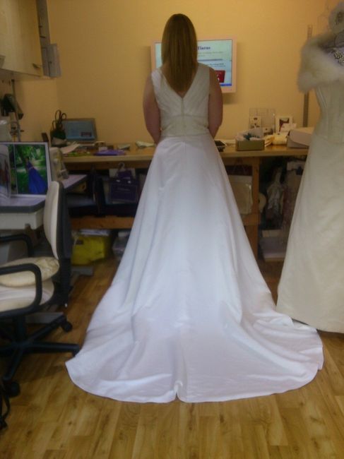 Share your non strapless dress please :)