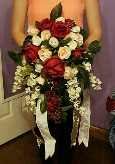 Diy bridesmaid bouquet using fake flowers