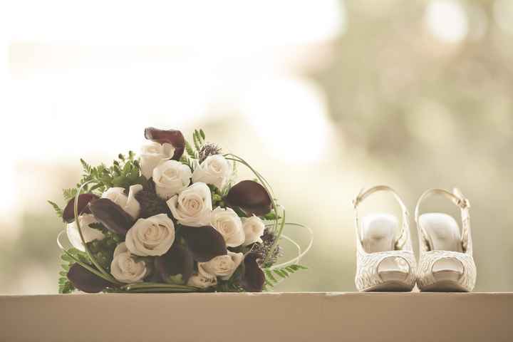 Short brides - show me your dresses!