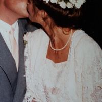 Veil or No Veil? - 1