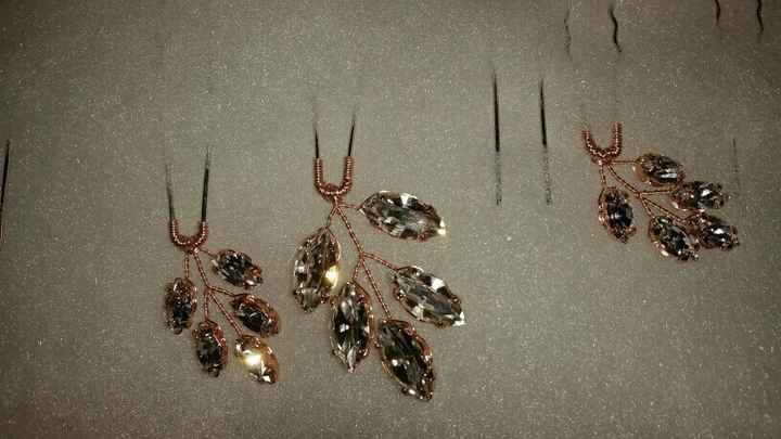 Can I see your hair pieces?