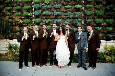 need help with white and purple suits where are all the pics?