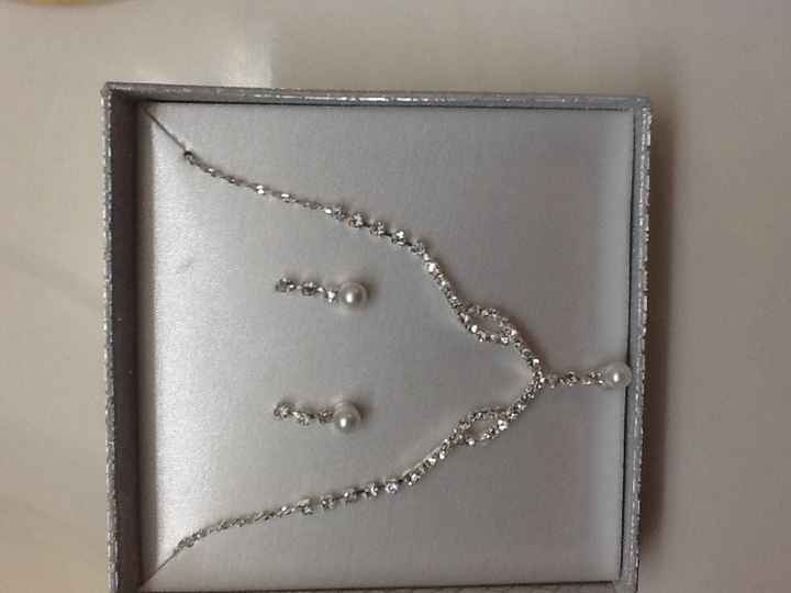 Waiting on my dress, so let me see yours and your accessories!