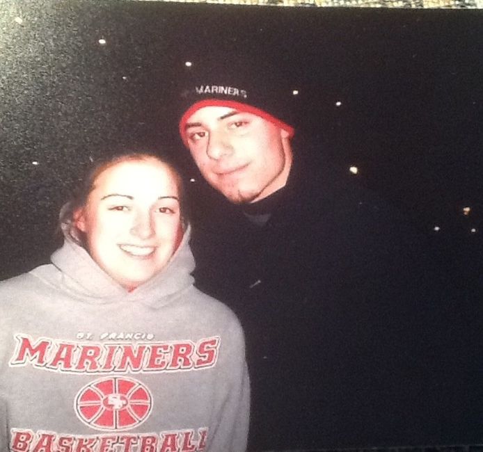 *Spin off* Fit Brides TBT post. Do any of you have your first picture with FH?!