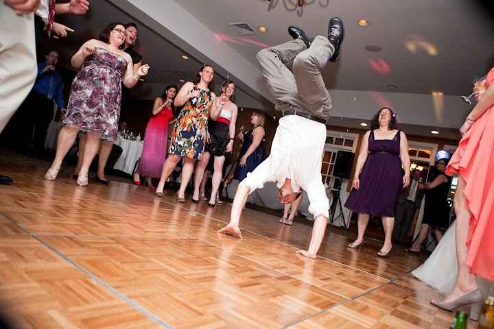 DANCIN THE NIGHT AWAY