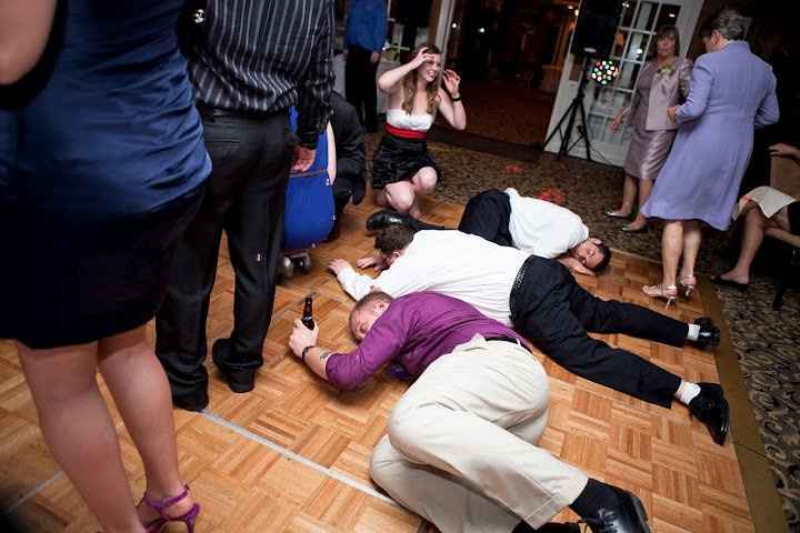 DANCIN THE NIGHT AWAY