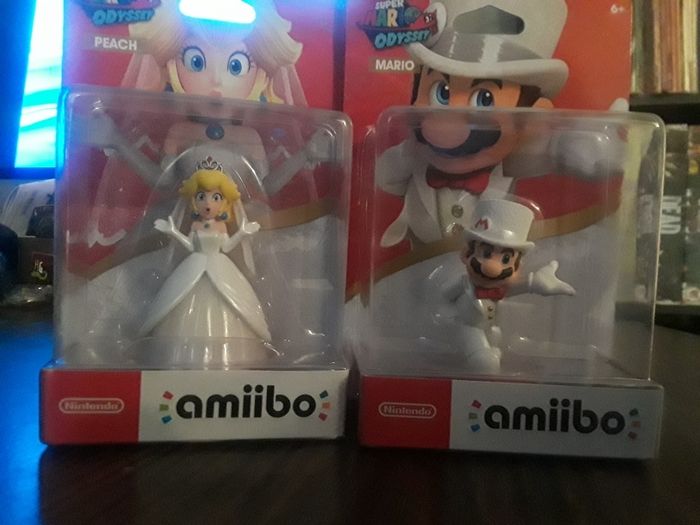 Show me your cake toppers! - 1
