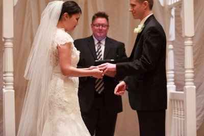 I'm back, and married!! *pics*