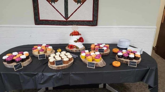 Calling all brides with 300+ guests! 1