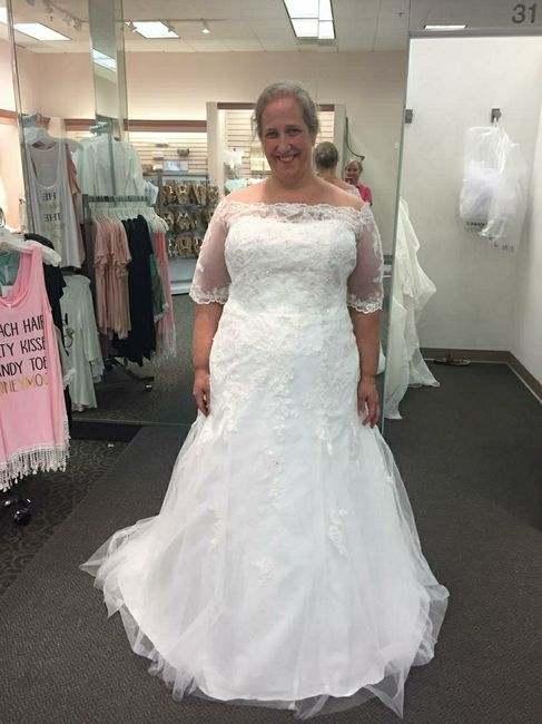 Where are all my “thicker” brides at? - 1