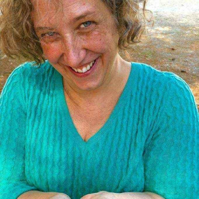  Balancing fh's preference and makeup for photos - 1