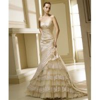 Which dress is better