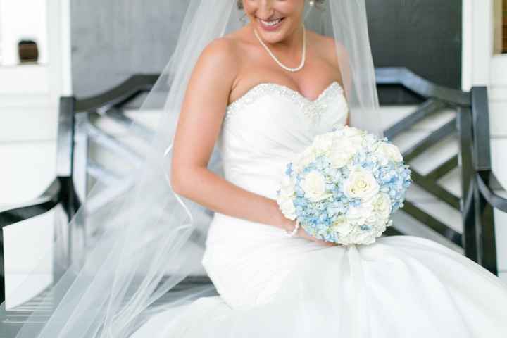All white or colorful bride bouquet?