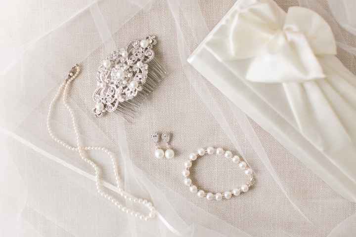 Where did you get your accessories from?