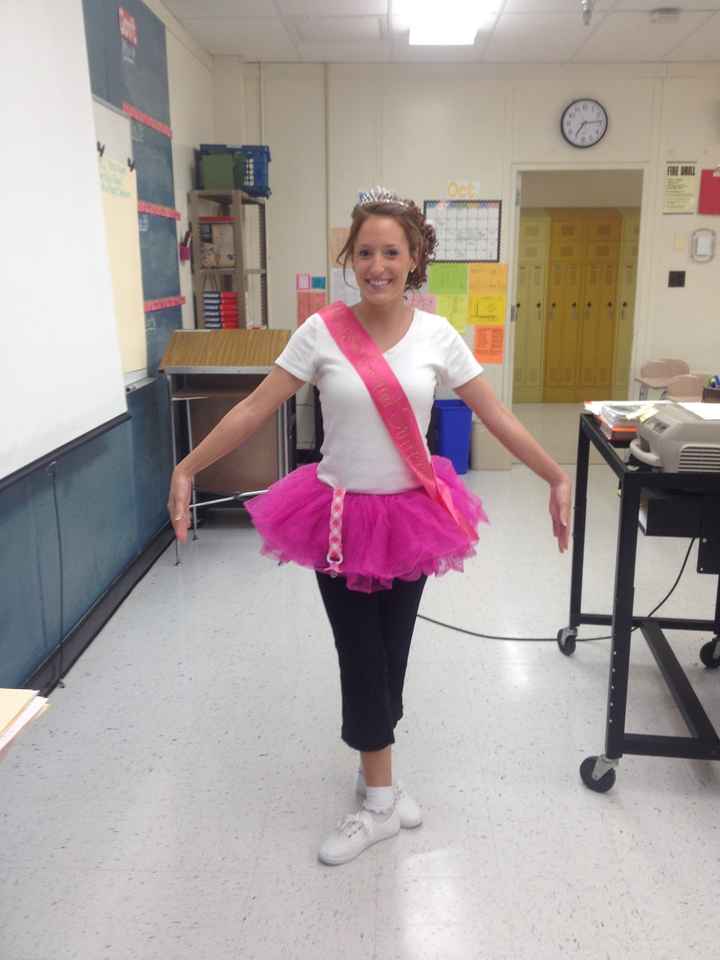 Nwr: Halloween Costumes