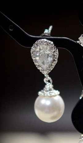 Let me see your wedding jewelry!