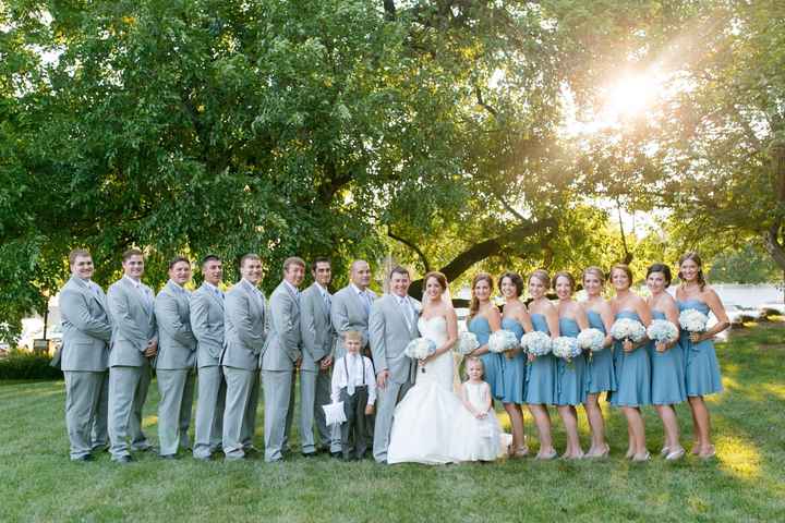 Tell me your wedding colors!