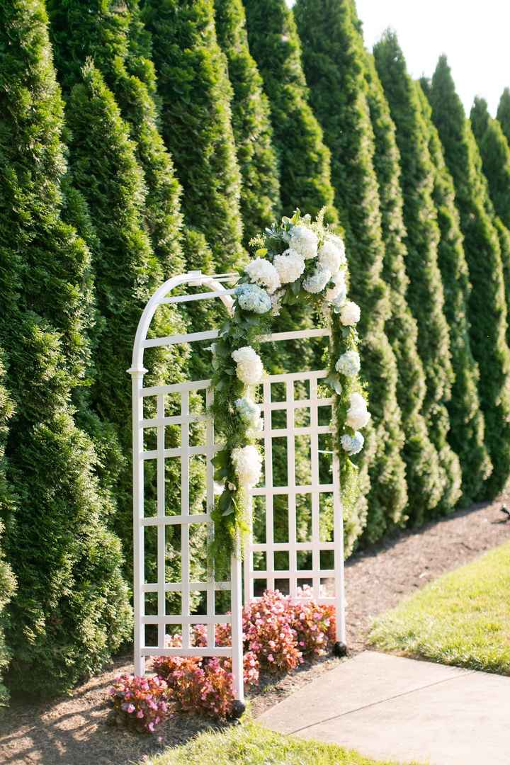 How did/are you decorating your aisle and arch?