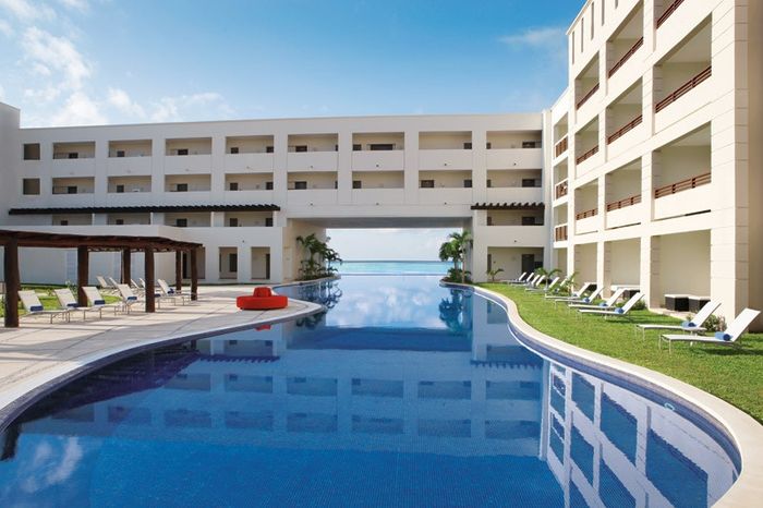 Let's see those honeymoon spots!