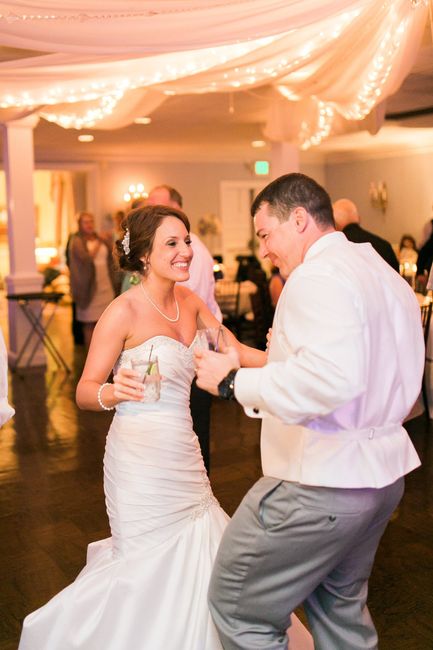 Fun (PROPERLY HOSTED) Weddings!