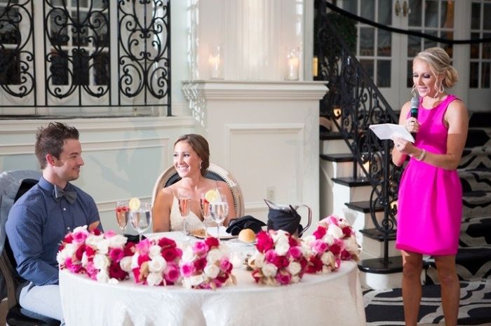 What to do with the bridemaids' bouquets at the reception