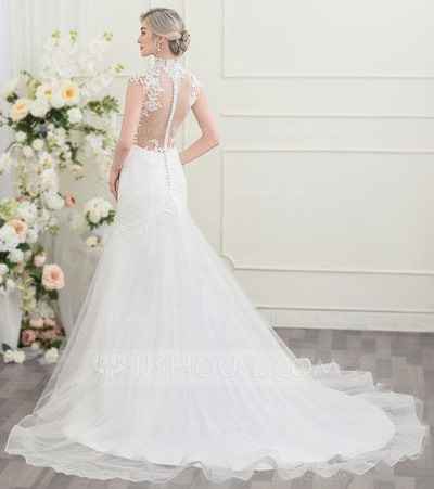 Wedding dress help needed !