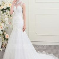 Wedding dress help needed !