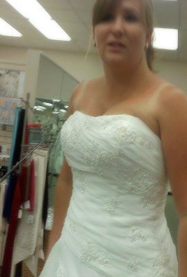 Weight loss & wedding dress *pics*