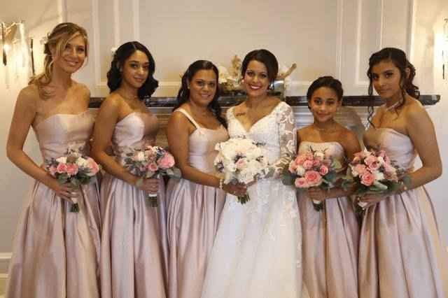 Show & Tell: Your Bridal Bouquet! - 2