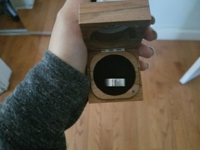 Show us his ring