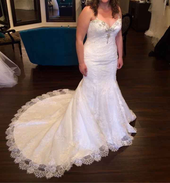I said yes to the dress!!!!