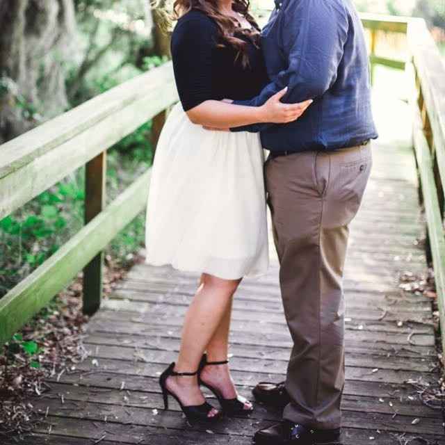 Engagement photo attire