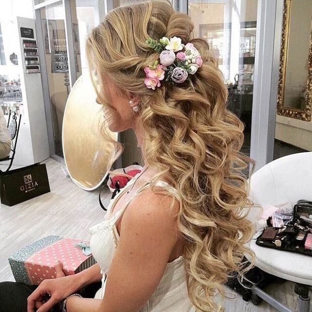 Hair -- up or down?