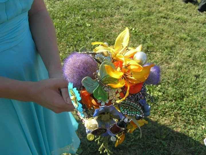 Brooch Bouquet: How much $ ?