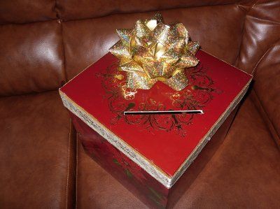 WR: Card box with pics