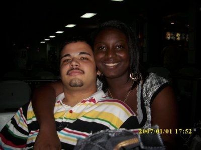 Let's see all of the bride's with their grooms!