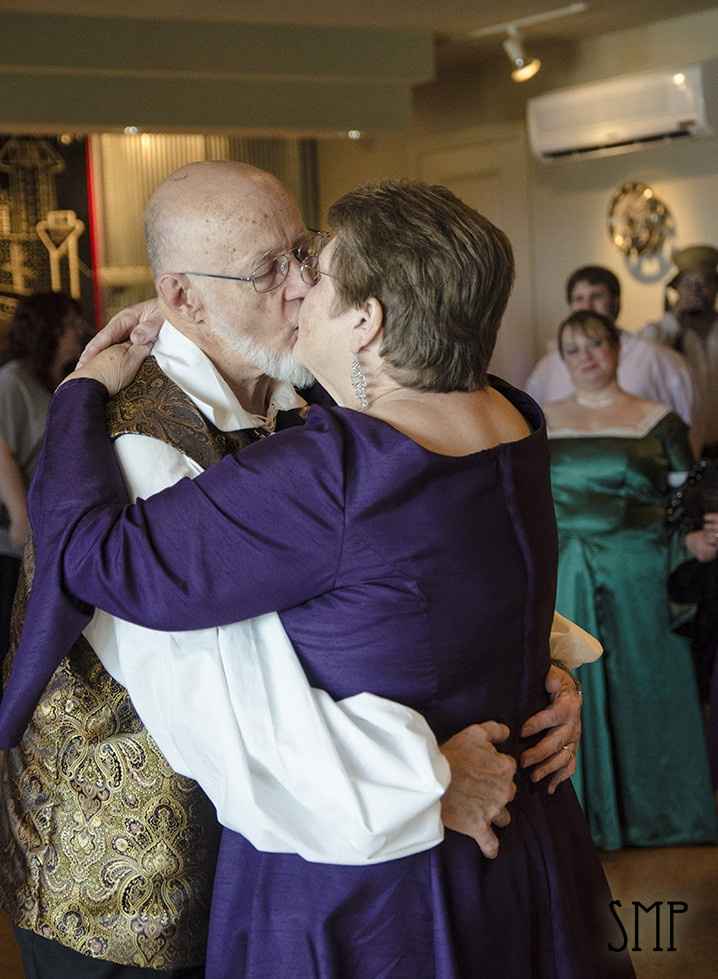 Finally Pro Pics and recap of our wedding including advice (very pic heavy)