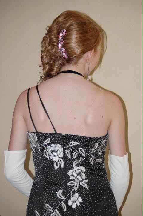 Medium length thin hair ladies, what bridal style?