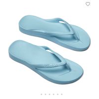 Flip flops for my bridesmaids and I? - 2