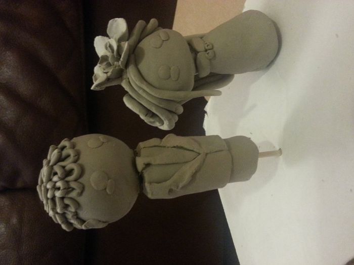 Cake topper- Help me find/make this?