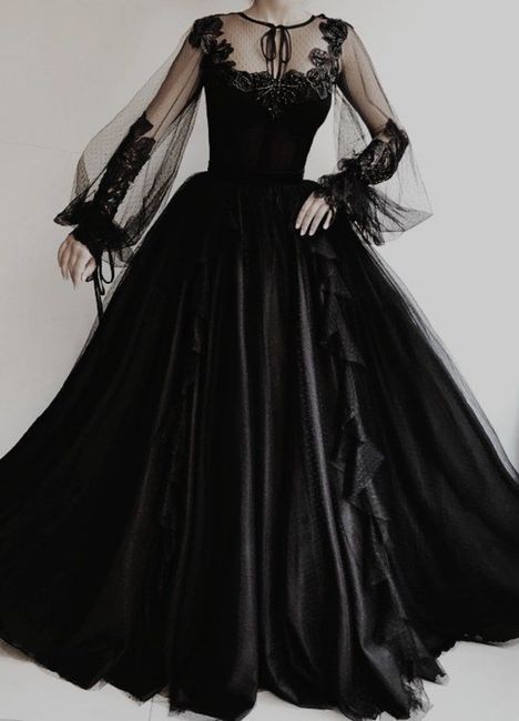 Does this dress fit a Dracula theme? 23