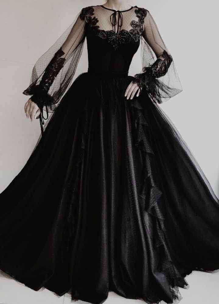 Does this dress fit a Dracula theme? - 3