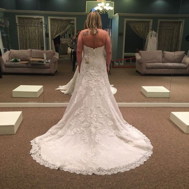 Let me see your DRESS!
