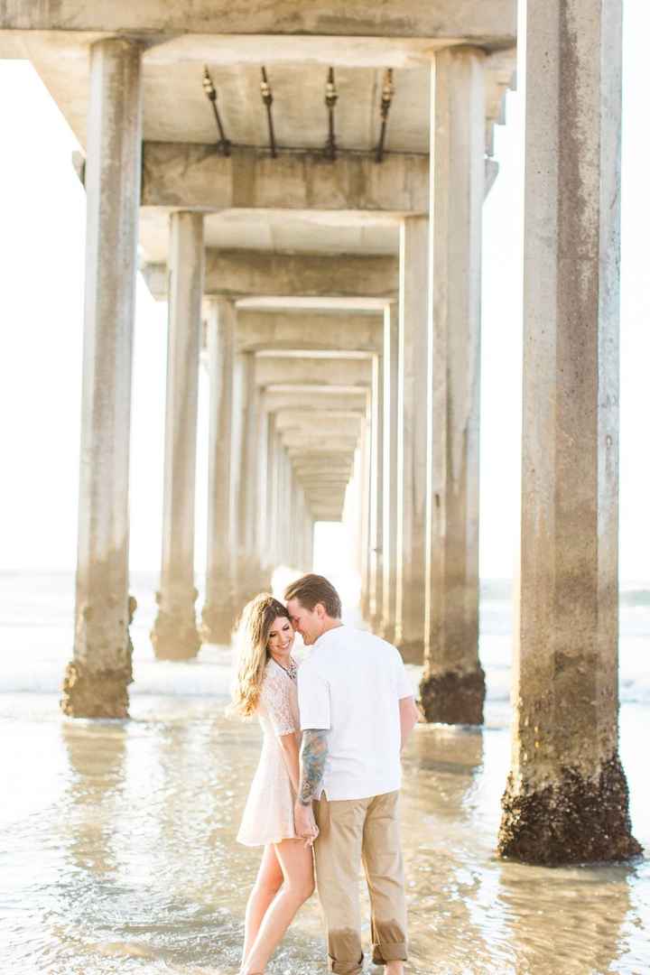 Engagement photo inspiration! Outfits and props!