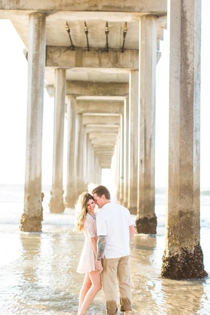 Engagement photo inspiration! Outfits and props!