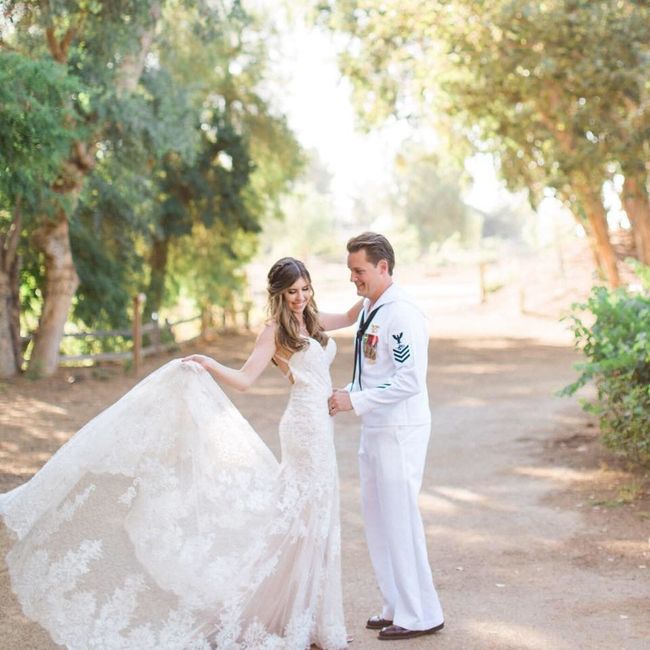Show me your dress!