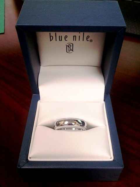 Buying Wedding Bands Online?