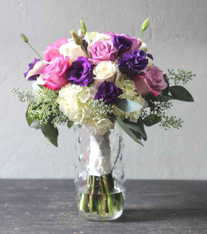 25 days and flowers... FINALLY!!!