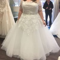 Size 22 & 24 brides!